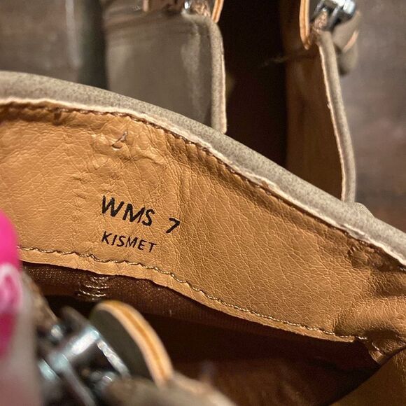 Women’s Report Kismet Tan Chelsea Boots size 7 - Picture 9 of 10